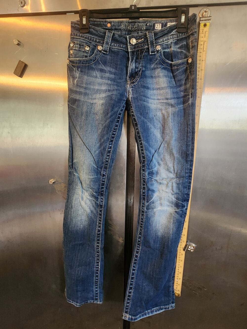Miss Me Signature Rise Boot Cut Jeans Rhinestone Fleur de Lis Size 27
